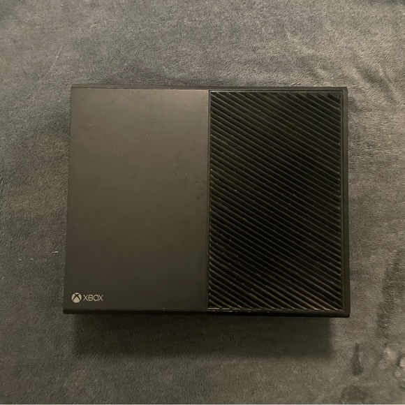 Xbox One - Picture 2 of 8